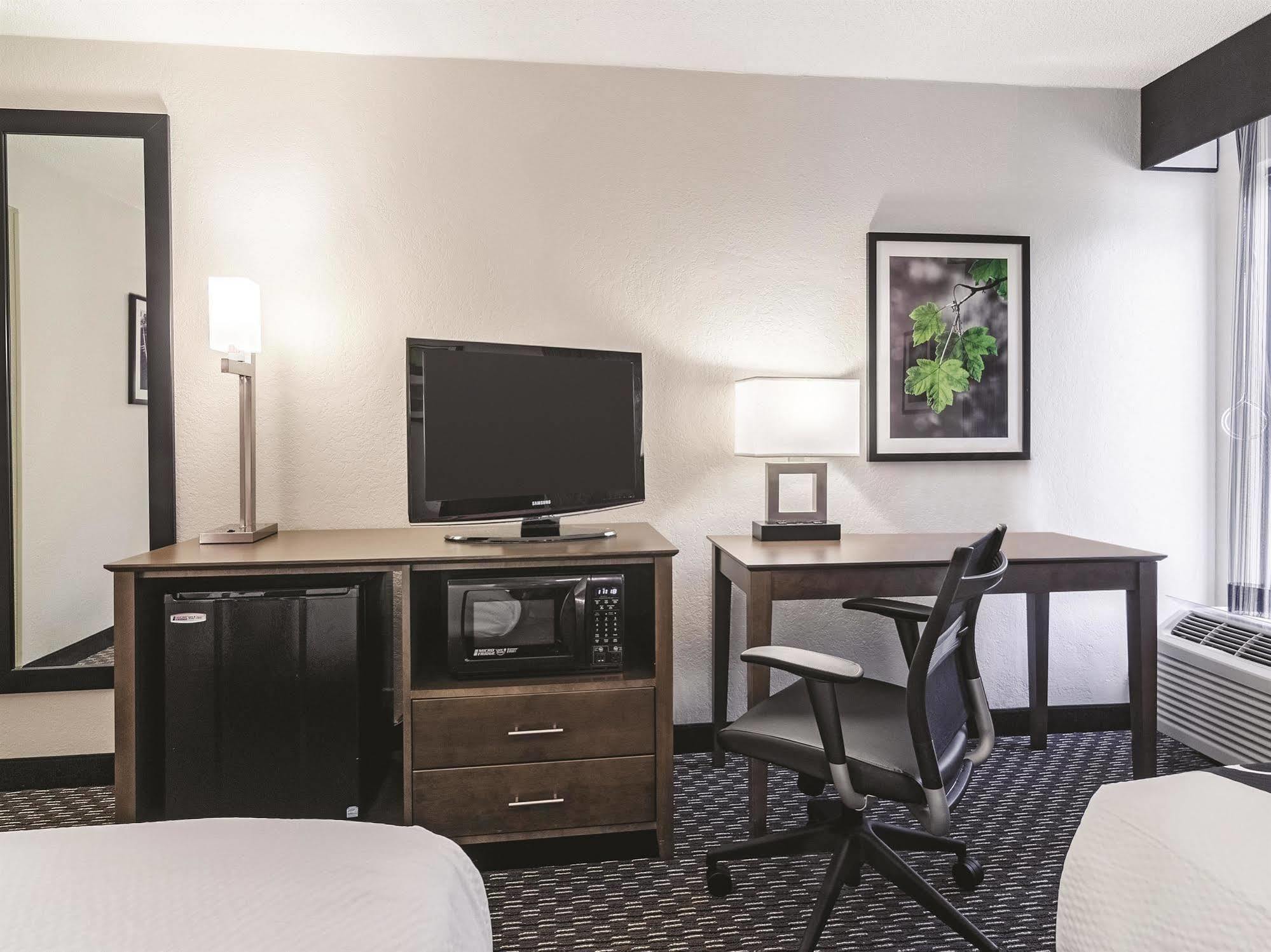 La Quinta By Wyndham Myrtle Beach - N. Kings Hwy Bagian luar foto